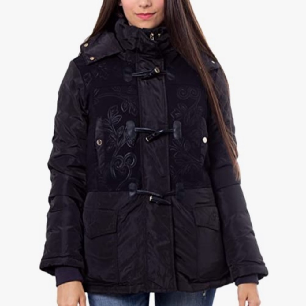 NWT DESIGUAL black puffer coat , brand new , size US 6